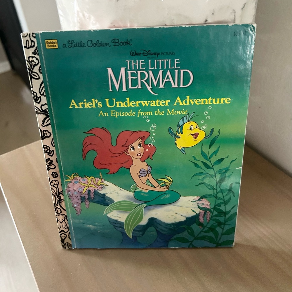 Vintage 1989 Little Mermaid Ariel Underwater Adventure Golden Book Disney